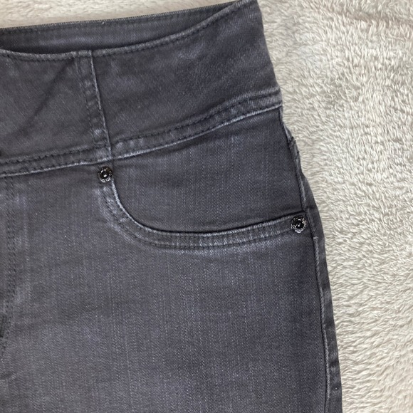 Maurices High Rise Black Wash Skinny Jeans Women's Size Medium Regular - Picture 4 of 15